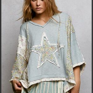POL. Hooded Floral Patchwork Star Top